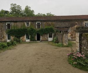 Ferme Gite Equestre En Charente Confolens France