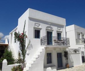 Magnificent traditional house in the centre of Naxos Akhapsi Greece
