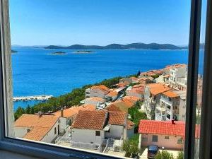 Apartment Sea View Drage Croatia