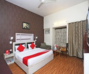 OYO 14908 Chirag Residency Delhi City India