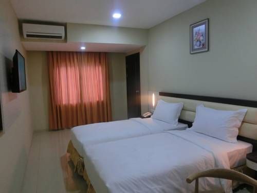 Hotel Photo 11