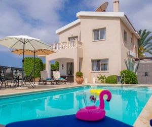 Villa Puccini: Luxury villa with private pool Peyia Cyprus