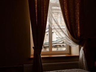 Комнаты у Невского