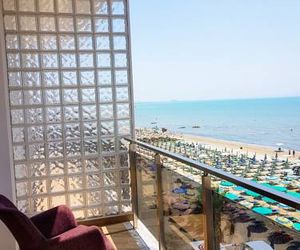 Vila One Beach Hotel Durres Albania