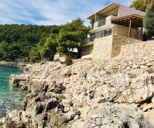 Secluded fishermans cottage Cove Lucica (Hvar) - 15546 Gdinj Croatia