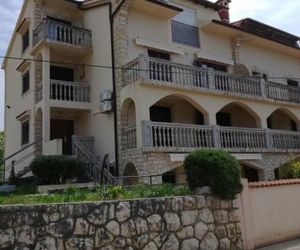 Apartments with a parking space Supetarska Draga - Donja (Rab) - 15602 Rab Croatia