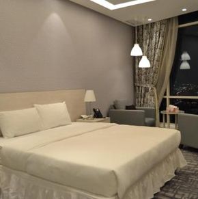 NearBy Hotel