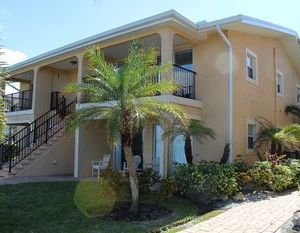 Lazy Mando at Coconut Villas of Dunedin - Two Bedroom Condo Dunedin United States