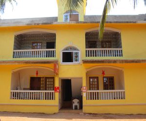 OYO 9173 Walking Distance To Candolim Beach Candolim India