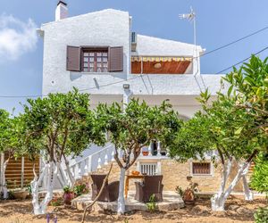 Charming Green House Agia Pelagia Greece