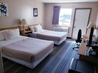 Hotel pic Travel-Inn Resort & Campground