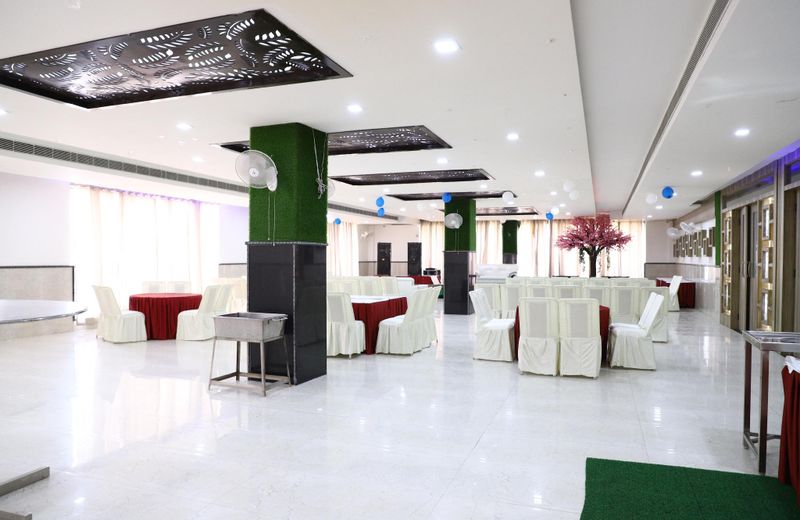 Diwan Hotel & Restaurant