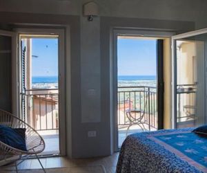 NinnaNannaMare-suite apartment Castagneto Carducci Italy