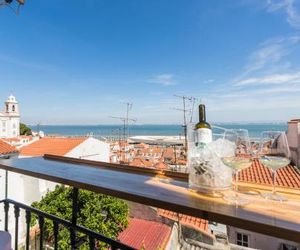 Alfama Vintage Studio Apartment w/ RiverView - by LU Holidays Lisbon Portugal