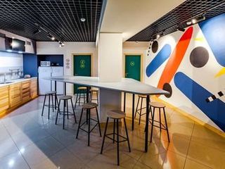 Друзья на Сенной