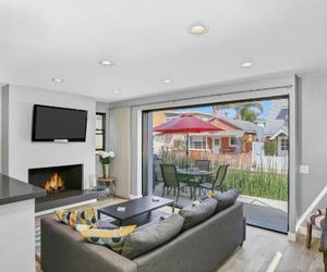 308 35th Street, Unit A (Lower) Newport Beach United States