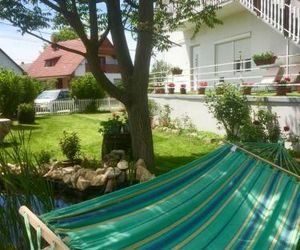 Lelle-kert Apartman 02 Balatonlelle Hungary
