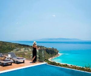 Mystique View Villas Lourdata Greece