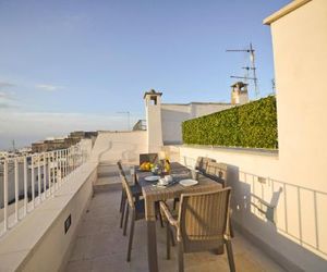 Scirocco Apartment with terrace Ostuni Italy