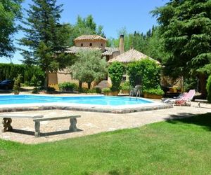 Chalet rural en La Mancha con jardin y piscina privados Tomelloso Spain
