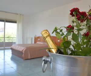 Villa Romana Relax Suites SantAntonio Abate Italy