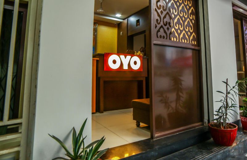 OYO 13909 Kartikeya Grande