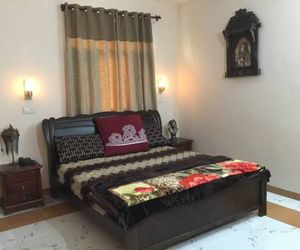 OYO 15710 Hotel Vikrant Pinjaur India