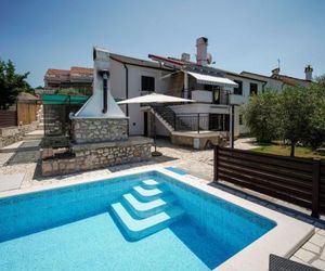 Apartment Albaneze Njivice Croatia