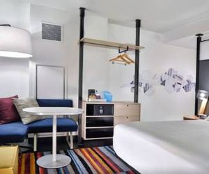 Aloft Chicago Mag Mile Chicago United States