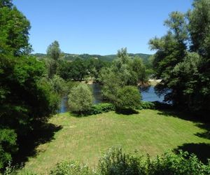 Le Canard Qui Rit Beaulieu-sur-Dordogne France