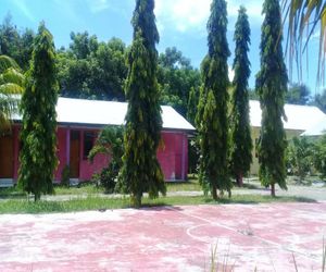 FX 72 Beach Resort Maoemere Indonesia