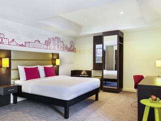 Фото отеля ibis Styles Sharjah
