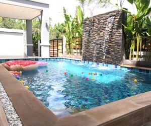 numnueng pool villa Ban Bo Fai Thailand