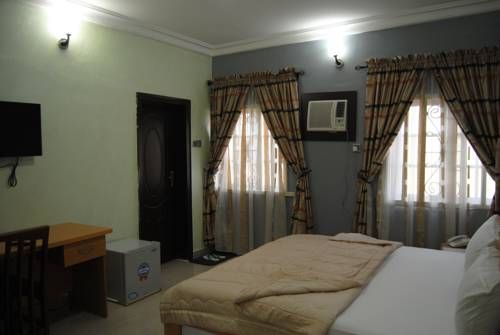 Hotel Photo 8
