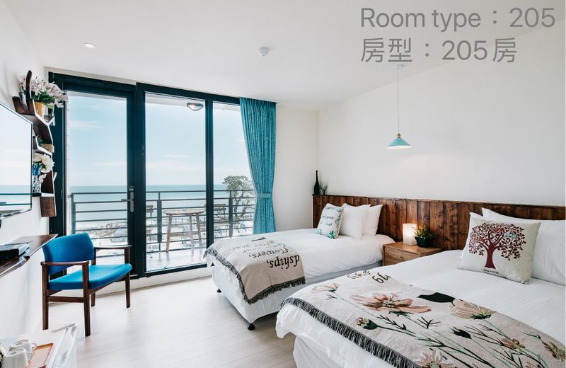 Chuanfanrock Haku Beach Days Inn