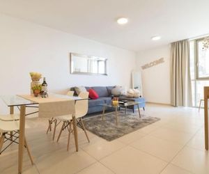 Luxury One-Bedroom Apartment/parking in city center Jerusalem Israel