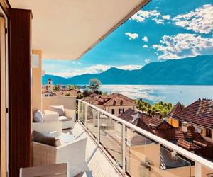 Appartamento Palazzo di Vetro Luino Italy
