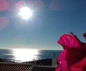 DOCEVIDA Appartement with Ocean View Salema Portugal