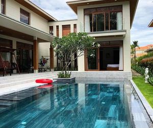 Large Luxury Villa Cau Ha Vietnam