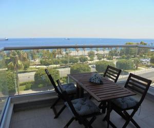 Kermia Court - Beach-front, modern 2 bedroom -sleeps 6 Limassol Cyprus