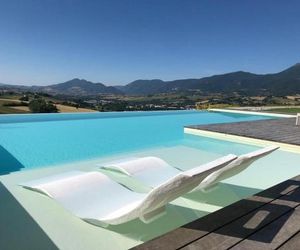 Serre Alte Landscape Luxury Rooms Campochiesa-Palombara Italy
