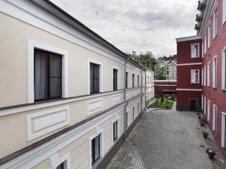 Петровский двор