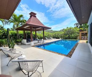 Luxurious Mountain View Pool Villa in Huahin Ban Khao Tao Thailand