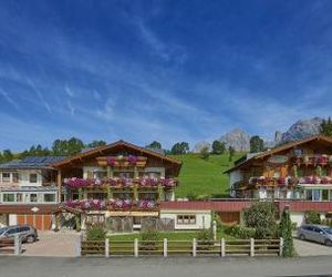 Pension & Appartements Anny Maria Alm Austria