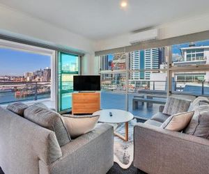 Stunning Harbour & City View Studio Auckland New Zealand