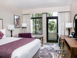 Фото отеля Hotel Siri Downtown - Paso Robles