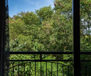 Airport Studio with Pool Access Lapu-Lapu Philippines