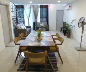 Arte Subang West/ Shah Alam/ MSU/ Dash Homestay Shah Alam Malaysia