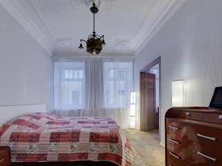 Апартаменты в Петроградский район — 120 кв. м., спальни: 4, собственных ванных: 2