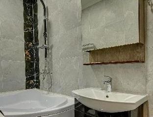 Апартаменты в Петроградский район — 120 кв. м., спальни: 4, собственных ванных: 2